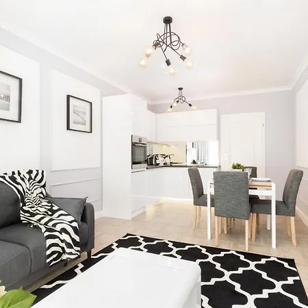 Апартаменты 350m To The Piastowska By Renters Prestige