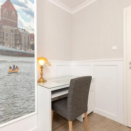 350m To The Piastowska By Renters Prestige *