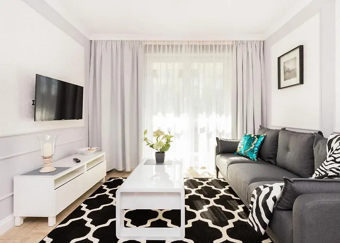 350m To The Piastowska By Renters Prestige *